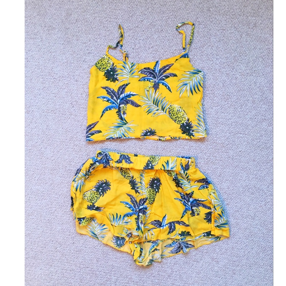 Yellow Pineapple 2 Piece Short Set - Picture 3 of 3